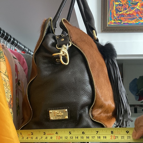 Cowhide handbag - Picture 2 of 7